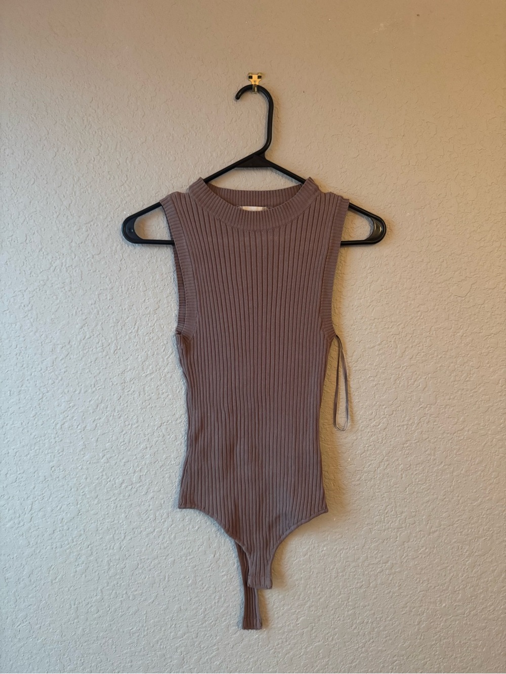 Altar'd State Mauve Ribbed Sleeveless Bodysuit
